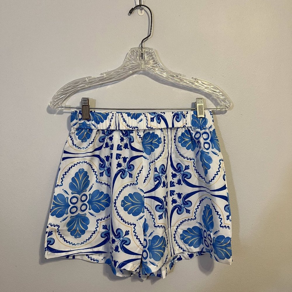 Floral Flowy Shorts